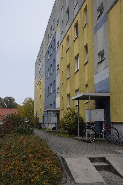 Gepflegtes Wohngebäude in einer grünen Wohngegend in Forst (Lausitz)