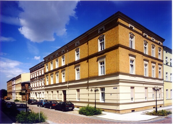 Charmante 1-Raum-Wohnung im sanierten Altbau Charmante 1-Raum-Wohnung im sanierten Altbau