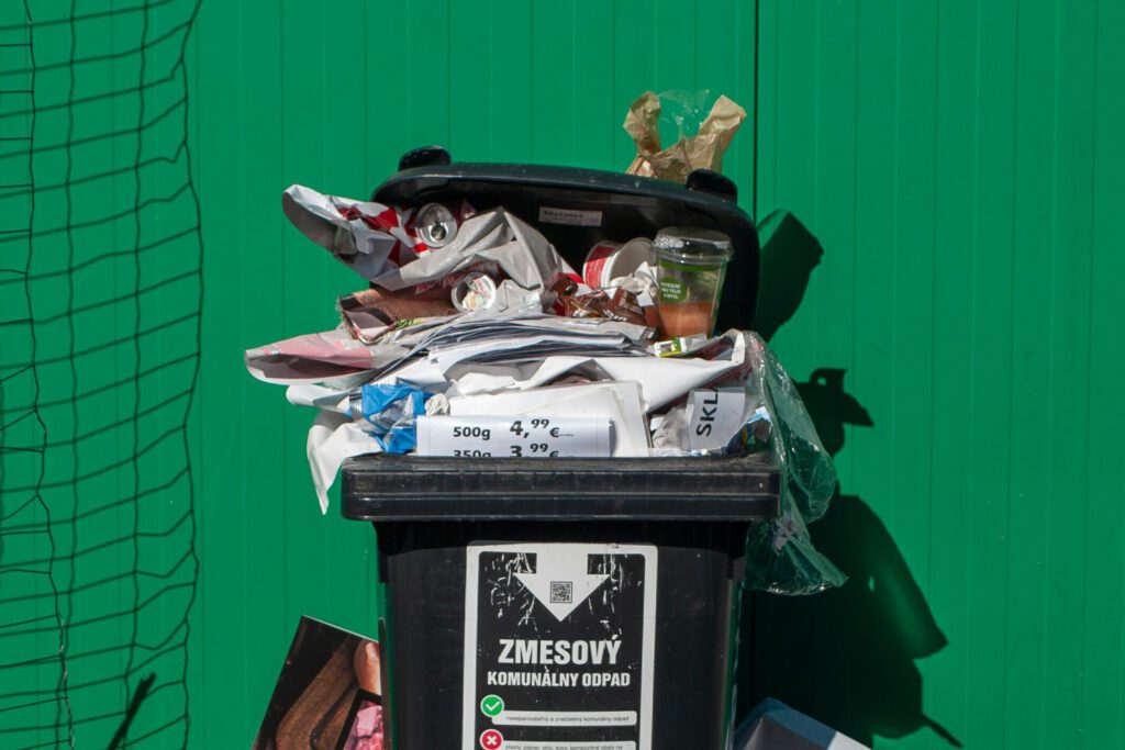 Verpackungsmüll reduzieren: Tipps für einen bewussten Alltag Müllberge wachsen - Müll und überflüssigen Abfall vermeiden ist der beste Umweltschutz!